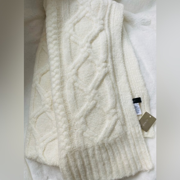 JCREW Cream Scarf - Picture 5 of 5